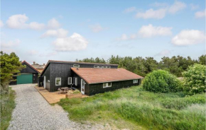 Beautiful Home In Ringkøbing With Kitchen